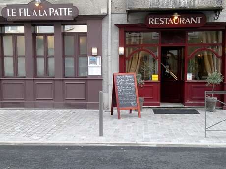 LE FIL A LA PATTE
