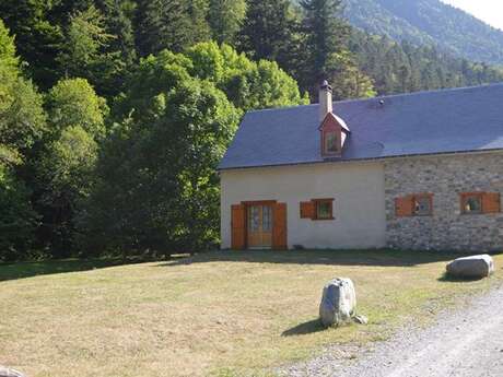 LE CLOS DE LA BERGERIE - GÎTE "MAHÉ"