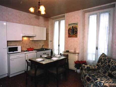 APPARTEMENT DANS RESIDENCE