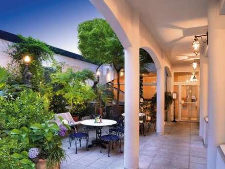 HÔTEL GLORIA