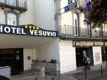 HÔTEL VESUVIO