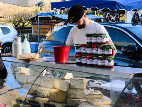 Marché de producteurs locaux