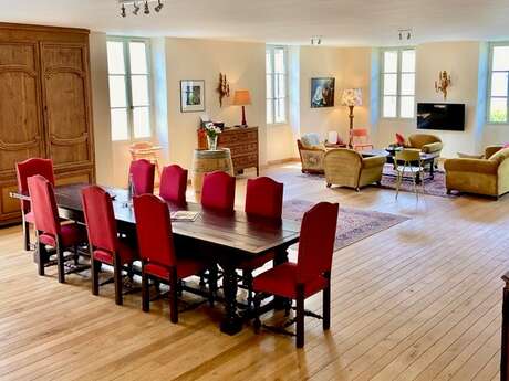 PLACE DES LILAS - RESIDENCE