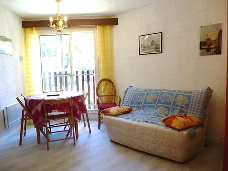 STUDIO DANS RESIDENCE