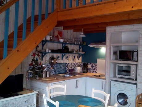 STUDIO DUPLEX DANS MAISON
