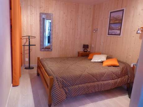 APPARTEMENT RDC DANS MAISON