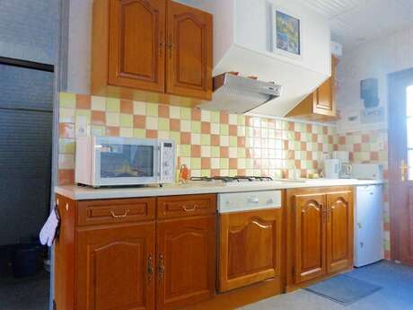 APPARTEMENT DANS MAISON