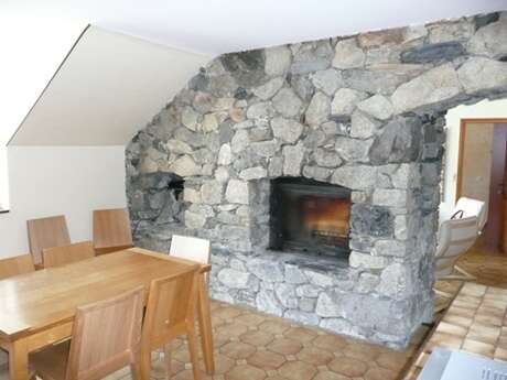 APPARTEMENT DANS RESIDENCE