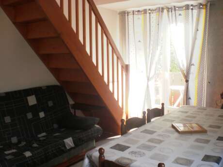 APPARTEMENT DANS RÉSIDENCE
