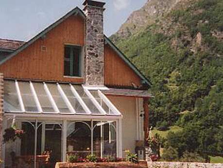APPARTEMENT DANS MAISON