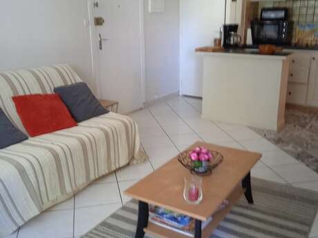 APPARTEMENT DANS RESIDENCE