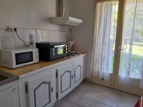 APPARTEMENT 2 PERS DANS MAISON