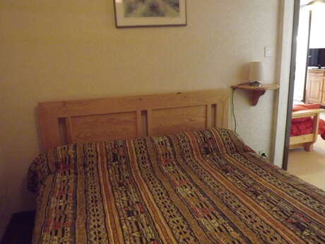 APPARTEMENT DANS RESIDENCE AURETTE