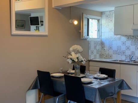 APPARTEMENT DANS RESIDENCE TOURETTE