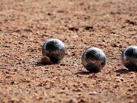 Concours de pétanque