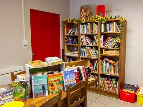 POINT LECTURE - BIBLIOTHÈQUE