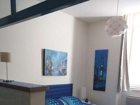 STUDIO BLEU