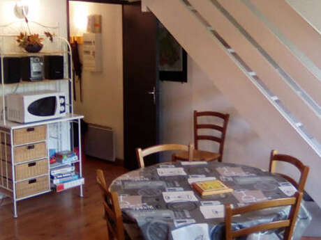 APPARTEMENT DANS RESIDENCE