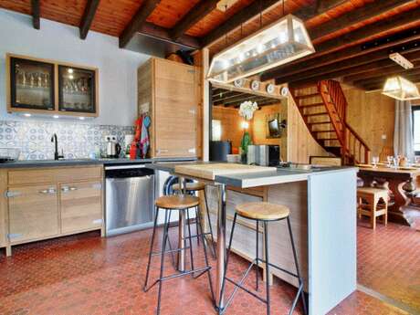 UN GRAND CHALET EN AURE