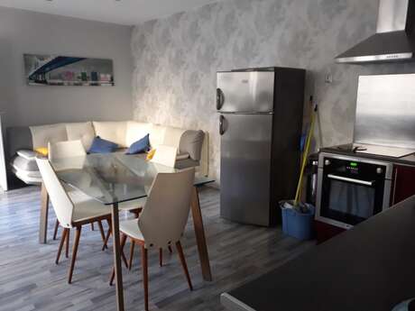 APPARTEMENT MAUVE