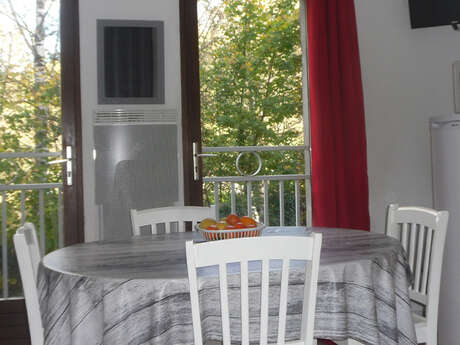 APPARTEMENT DANS RESIDENCE