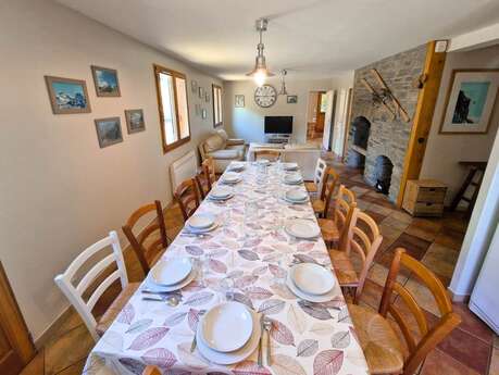 MAISON BOUCAGNERE - PIN