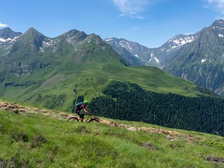 LOURON BIKE AND TRAIL