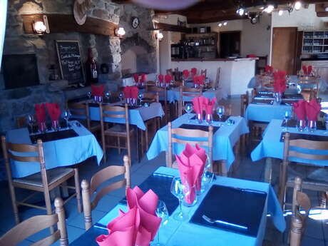 AUBERGE LES SAVEURS D'AZUN