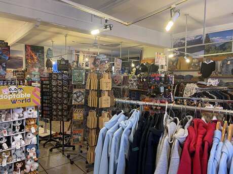 LA BOUTIQUE ARTISANALE