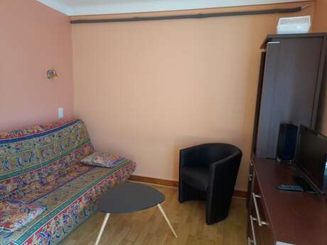 APPARTEMENT DANS MAISON CAZAUX (RDC)