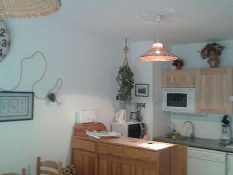 APPARTEMENT DANS RÉSIDENCE L'OUSTAL