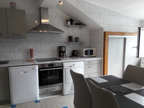 APPARTEMENT DANS RÉSIDENCE