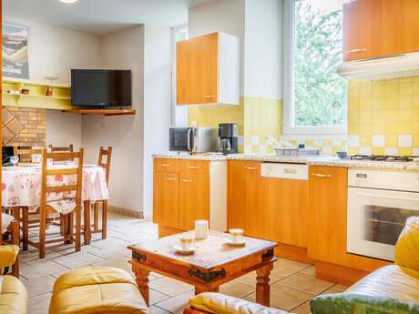 APPARTEMENT 1 DANS MAISON