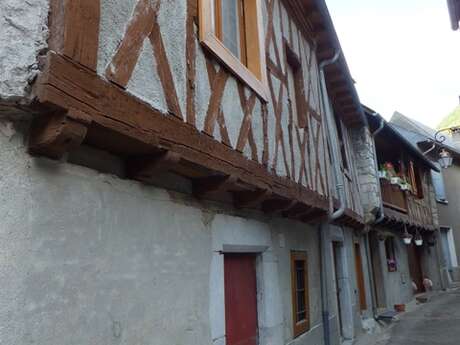 VILLAGE DE SARRANCOLIN