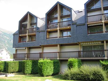 APPARTEMENT DANS RESIDENCE TOURETTE