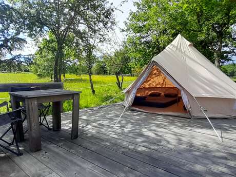 DOMAINE DE CALABEL - TIPI CHAMPETRE