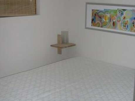 APPARTEMENT AVEC JARDINET