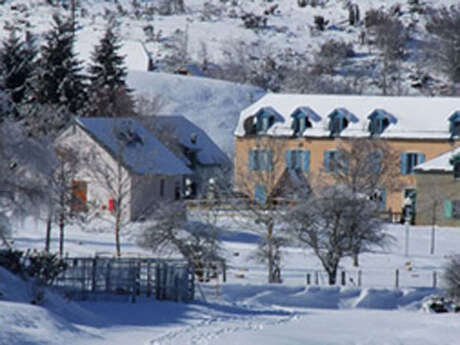 AUBERGE DES IV VEZIAUX APPARTEMENT N°10