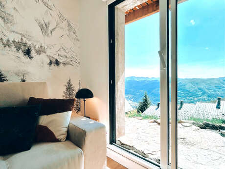 APT DANS CHALET CLASSÉ 4*- 100M DES PISTES - CONFORT & LUXE