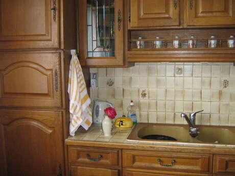 APPARTEMENT DANS MAISON INDÉPENDANTE
