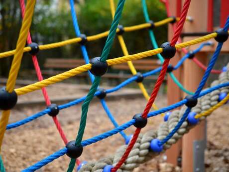 AIRE DE JEUX CAPVERN LES BAINS