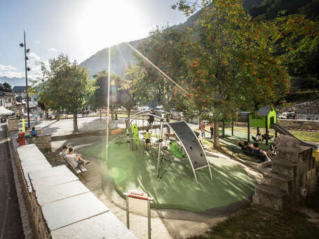 PARC DE JEUX DE BARÈGES