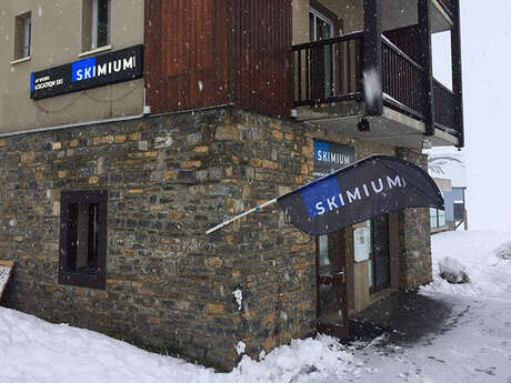 A.P SPORTS SKIMIUM