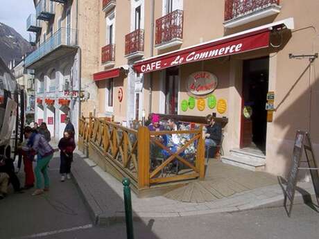 LE COMMERCE