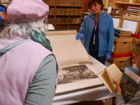 Visite de la bibliothèque du donjon: COMPLET!