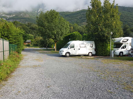 CAMPING CAR PARK