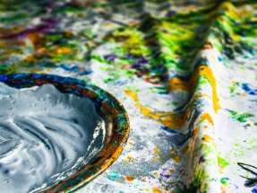 Atelier arts plastiques : Peinture sur soie