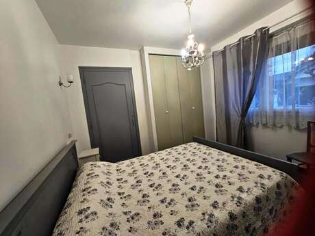 "CHEZ L'ONCLE PIERRE"