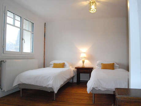 CHAMBRES D'HÔTES "AUBERGE SAINT PASTOUS"