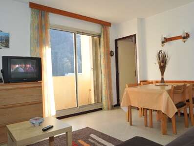 APPARTEMENT DANS RESIDENCE
